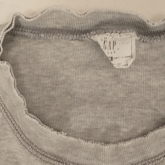 Thrashed Natural Wear Long Sleeve Gray T Shirt GAP - Picture 4 of 9